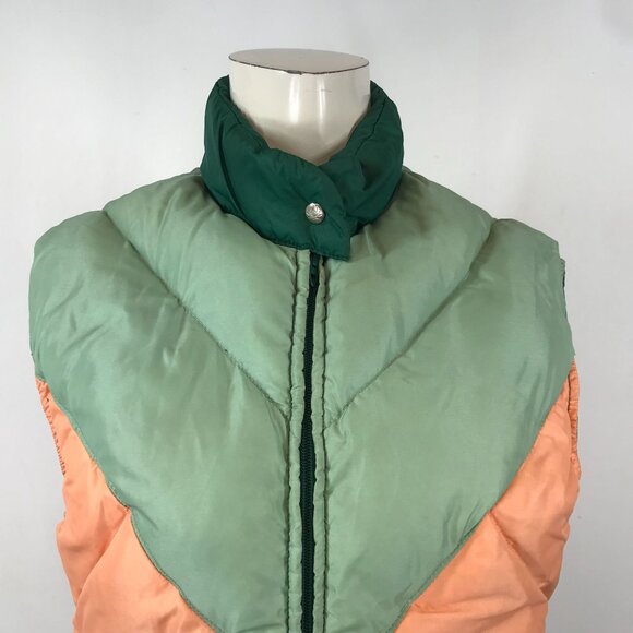 VINTAGE ALPINE DESIGNS ~ WOMENS MEDIUM ~ GREEN PEACH DOWN PUFFER FULL ZIP VEST - Picture 2 of 6